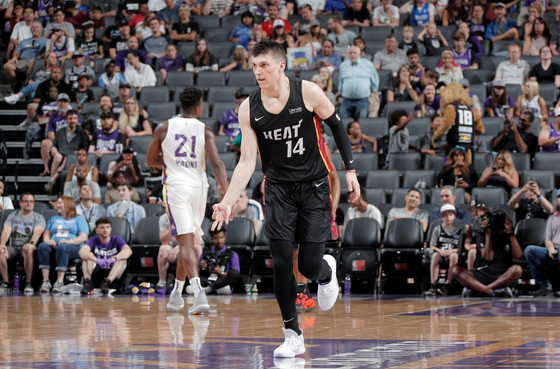 却仍难以应 却仍难以应