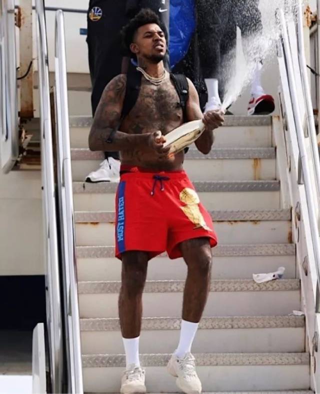 孔塞桑：起初我在图多尔手下有些不适应；尤文必须为奖杯而战